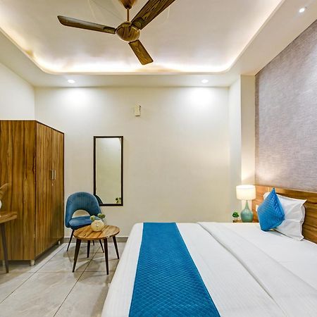 Gallivanto Inn Делхи Екстериор снимка