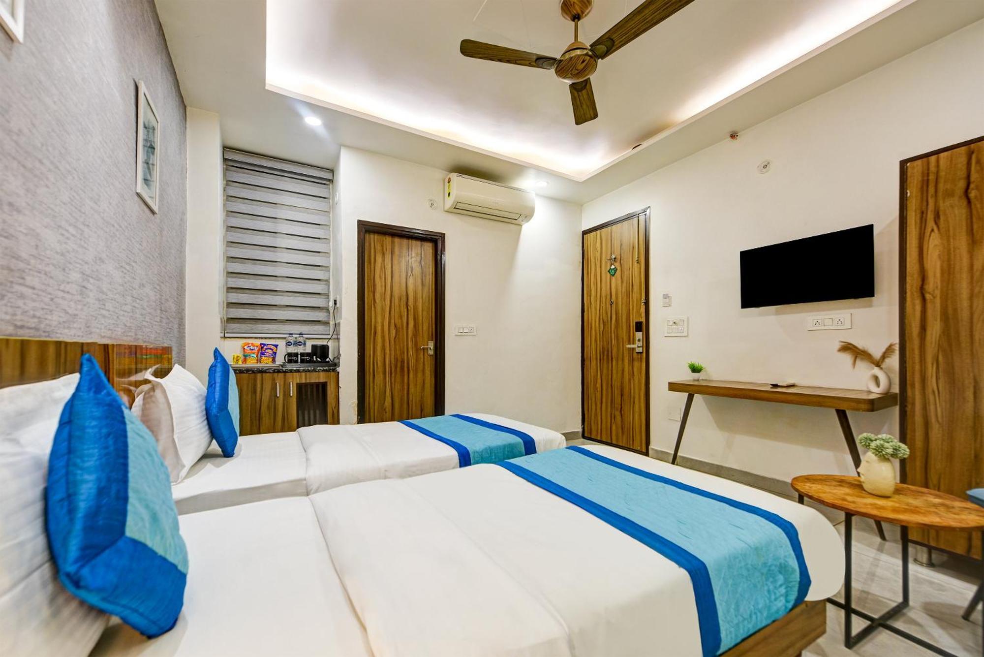 Gallivanto Inn Делхи Екстериор снимка
