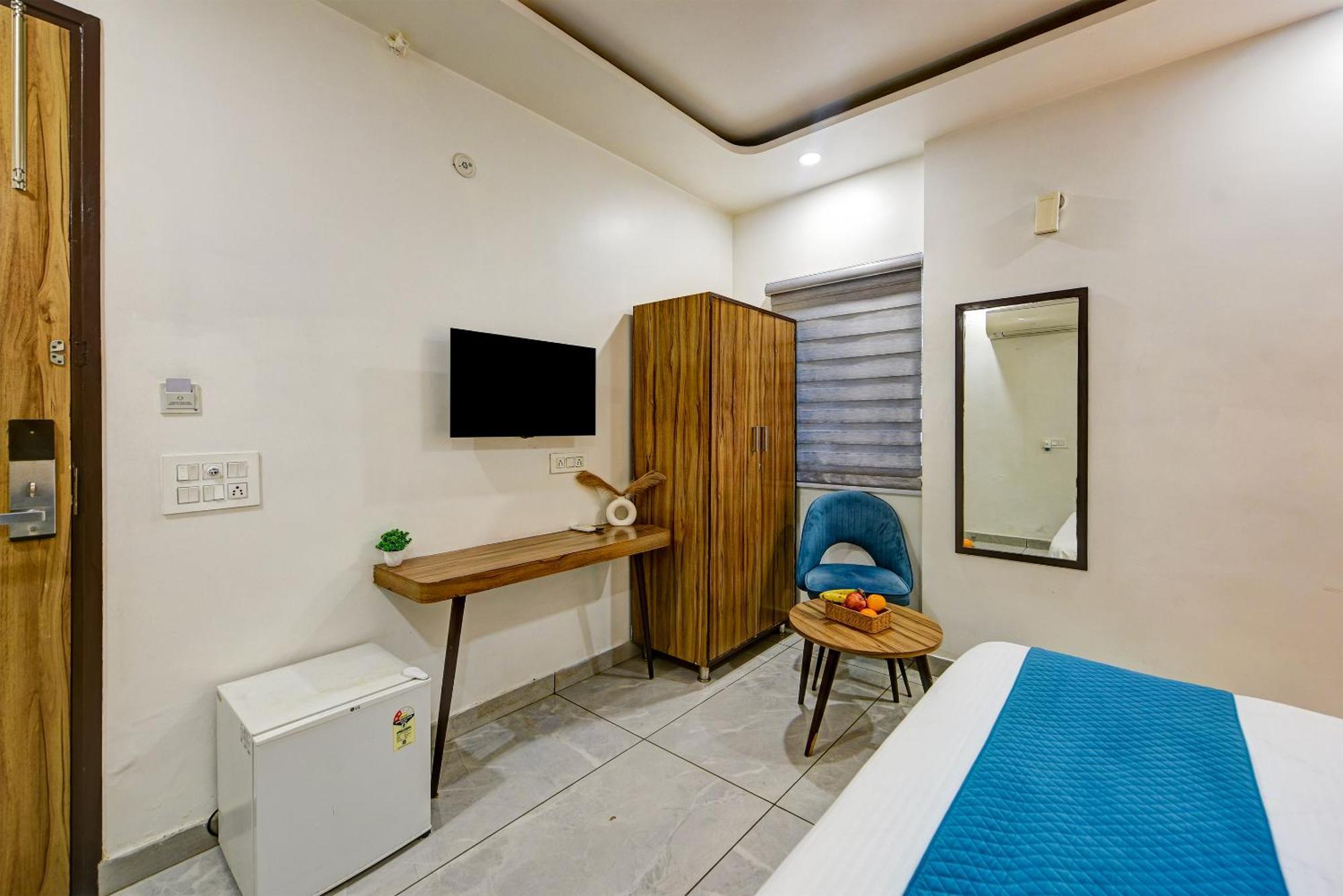 Gallivanto Inn Делхи Екстериор снимка