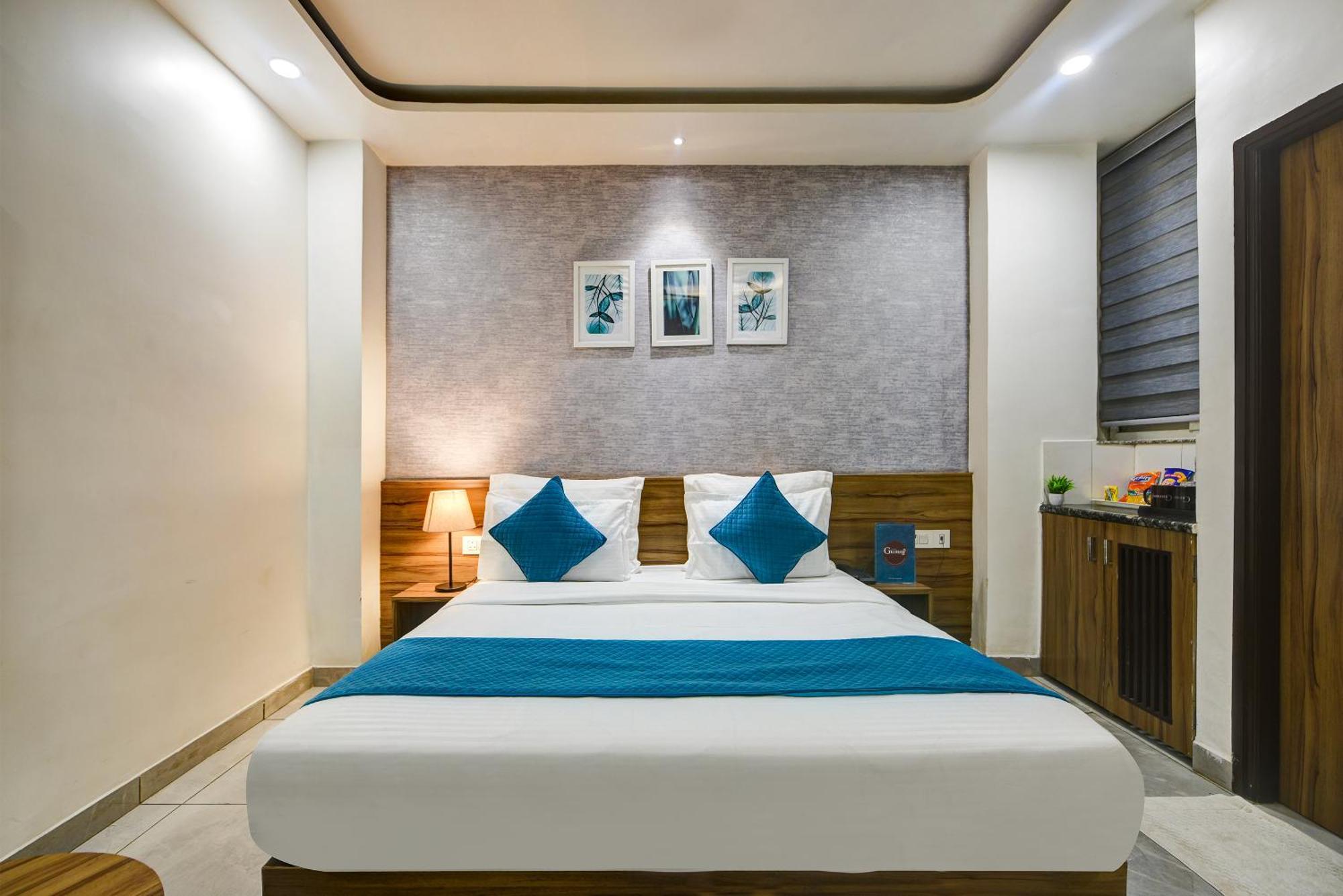 Gallivanto Inn Делхи Екстериор снимка